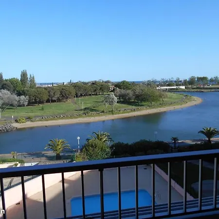 Cap D'agde, 3 Pieces, 5 Personnes - Fr-1-749-52 Agde